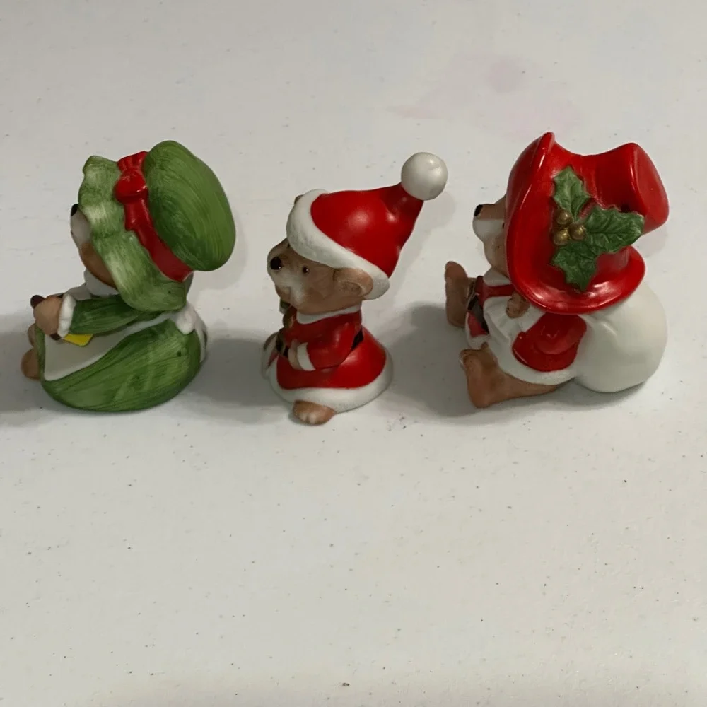 HOMCO 5600 Ceramic Christmas Bear Family Figurine Set of 3 Vintage Holiday Decor